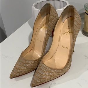 Christian Louboutin So Kate
